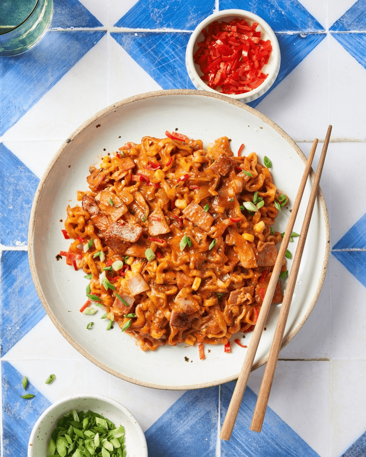 Aštrus Karbonaros Ramenas Su Vištiena - Soti Kruopa